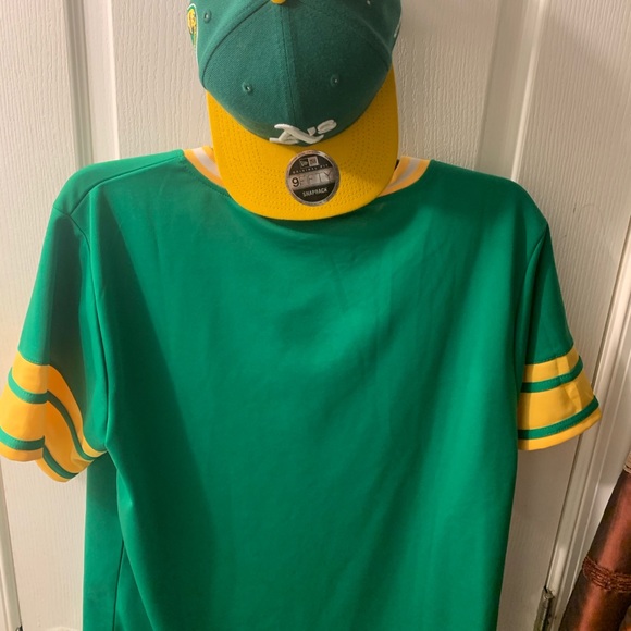 Oakland A”s Jersey and SnapBack - Picture 8 of 9
